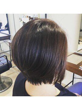 ラフヘアー(Luff hair) 前下がりショート