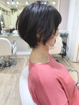 ネオリーブ チロル 横浜西口店(Neolive CiroL.) 髪質改善×丸みショート アッシュブラウンで透明感プラス
