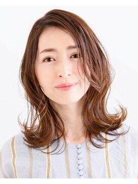 タヤ 麹町店(TAYA) 20代30代40代大人かわいい小顔ひし形外ハネミディアム