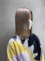 ヨーク(YOKE)&nbsp;【YOKE】ホワイトブロンドロングボブ切りっぱなしボブ