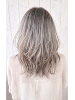 トライブ クリエートサロン(TRIBE create salon by SERVE)&nbsp;*＊・。＊*TRIBE*＊。・＊Wカラー　くびれヘア