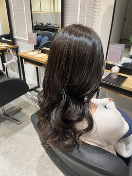 オールマイティービューティーモア(ALLMYTEA Beauty more+) 大人可愛いロング/アッシュグレージュカラー/[大宮駅]