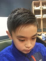 ヘアサロンアンドヘアメイクディー(hair salon hair make D)&nbsp;仙台D　お手入れ楽チンキッズカット七三フェードアシンメトリー
