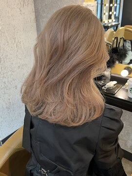 ロンド シャルム 吉祥寺(Lond charme) 大人ガーリースタイル ベージュカラー