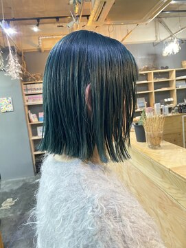 ルーシーバイパム 恵比寿(Lucy by PAM.) ダブルカラーで作る モスグリーン