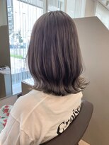 ジエクト アイロ(The Ect ilo)&nbsp;こなれミディくびれロブ ヘーゼルグレージュ パールベージュ