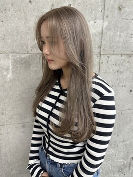 エム(M) 【ブリーチあり】ミルクティーベージュ/ミディアム /顔周り