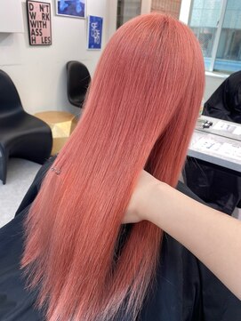 ペレ 渋谷(PELE) イメチェン/ホワイトブロンド/外ハネボブ/美髪/渋谷