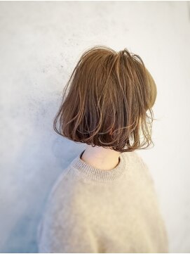 ニューカマー バイ ヘッドライト シブヤ(NEW COMER by HEADLIGHT shibuya) ボブ