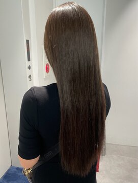 トリッカ 代官山(tricca) ロング/艶感ストレート/シルクヘア