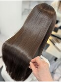 オッジィオットでまとまる美髪ロング