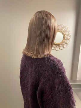 チャプター 問屋町(chapter) 髪質改善切りっぱなしボブミルクティーベージュダブルカラー