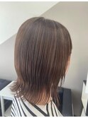 うる艶質感×外ハネくびれボブ