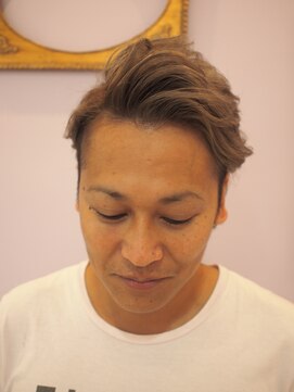 リミックス ヘアー(RE MIX HAIR) 明るめカラーで作る外国人風2ブロックスタイル！