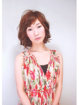 ピエドプールポッシュ(PiED DE POULE POCHE) cuteな大人のミディアムボブ