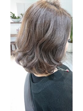 ヘアーサロンイングス(hair salon ing,s) 立体感重視ミディアムスタイル