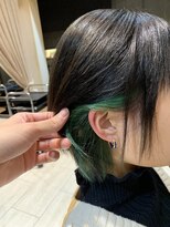 ユナイテッドビューティーウェストコースト(UNITED BEAUTY WEST COAST) スタイリスト古田オススメ☆イヤリングカラーグリーン☆