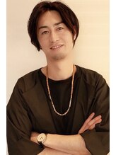 大人女性からの圧倒的支持！高いカット技術とトレンドを合わせ、信頼を得る。■中村優一■