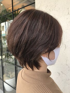 ベイス アワジ(BASE) ショートボブ