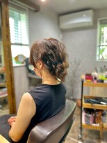 ベルトオブヴィーナス(Belt of venus)&nbsp;下めカジュアルルーズアップ