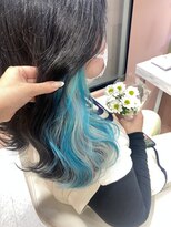 シェリエ(Cherie)&nbsp;インナーカラー/ミックスカラー/ホワイトシルバー/エメラルド