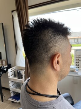 コア フィール ア デイ(COIFFURE A DAY) 【ベリーショートおしゃれボウズ】ヘッドスパメニュー