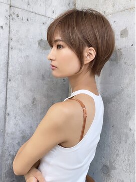 シー バイ ロンド 新宿(Sea by Lond) くびれ大人美人ショート