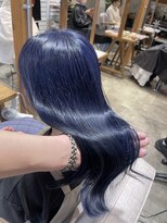 ロア 中目黒(loa)&nbsp;レイヤーロング/グレーベージュ/黒髪/前髪パーマ[中目黒]