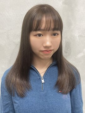 ウクラ バイ レシッド 池袋(uchla by rcid) 髪質改善ローレイヤー艶髪ワンカール×ミルクティーアッシュ前髪