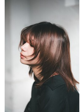 ニード(need) フェイスレイヤーミディ