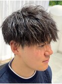 ツイストスパイラル/メンズマッシュショート/波巻きパーマ/眉毛