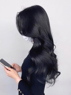 エル バイ アンキシム(elu by AHNKISM) くびれレイヤーカット韓国顔まわりオルチャン心斎橋