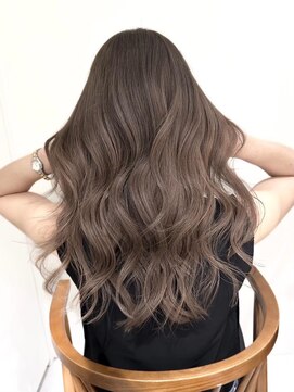 リティー バイ ジルブラン(Lity by JILBLAN) レイヤーカット/ハイライトカラー/イルミナカラー[鹿児島中央駅]