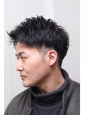 ツーブロック爽やかアップバングビジネスショートスタイル