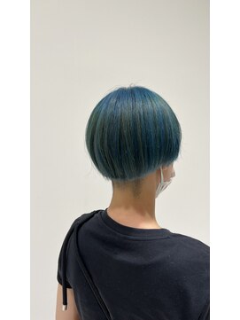 アヴァンス イオンモール和歌山店(AVANCE) ブルー×グリーン×個性派カラー【田中桃鈴】