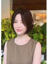 スクエアウーノ 博多(SQUARE＊UNO HAKATA) 艶と時短を叶える、大人の夏ボブ