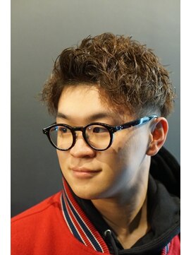 銀座 シノ 灯(shino HANARE) アップバングカラー