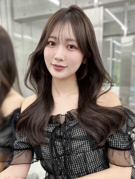 アイシー 表参道(ICY) 大人可愛いくびれヘア薄め前髪顔周りカットラベンダーグレージュ