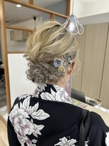 シーナ(scena) 【ヘアアレンジ】ゆるっとアップスタイル