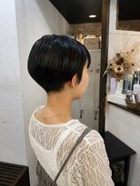 クオート(quoit)&nbsp;頭の丸み際立つ！堀江で叶う大人のツヤ髪ショートボブ