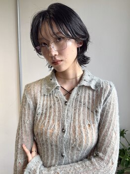 モクレン(mokuren.)の写真/骨格,顔の形,髪質,お悩みを見極めて丁寧に施術。デザイン性のある似合わせカットでより好印象な雰囲気へ◎