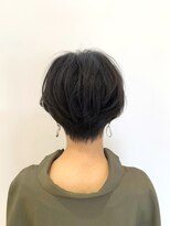 ネオヘアー 曳舟店(NEO Hair)&nbsp;センター分けウェイビーショート（曳舟）