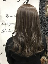 ウィクシー(wixy)&nbsp;ブリーチ無しのグレージュ♪♪