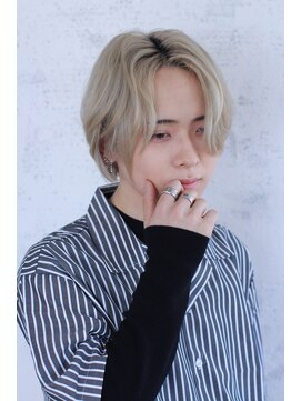 アドール(ADOR) ホワイトベージュ