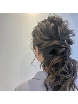 リソ 銀座(RISO)&nbsp;【20代・30代】くるりんぱハーフアップ【パーティー・デート】