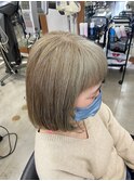 白髪へ移行中。ミントグリーン