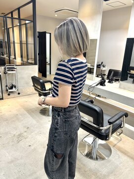 ムード カナザワ(mood kanazawa) ダブルカラー/ブリーチ/学割U24/インナーカラー/韓国/ハイライト