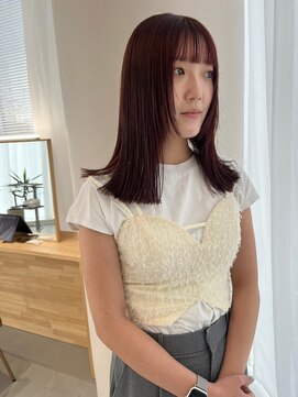 イノセントヘア(innocent.hair) ボブレイヤー赤髪ぱっつん前髪ストレート