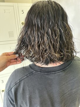 エイトオロク 那覇小禄店(EIGHT oroku) クルクルパーマとカラー