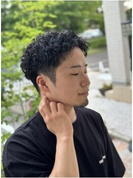 らふの写真/シャープなフェードカットやツイストパーマなどの最旬スタイルを、じっくりカウンセリングのうえご提案◎
